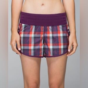 Lululemon size 8 Tracker Short II Wheezy Check Multi Heathered Berry Yum Yum Run